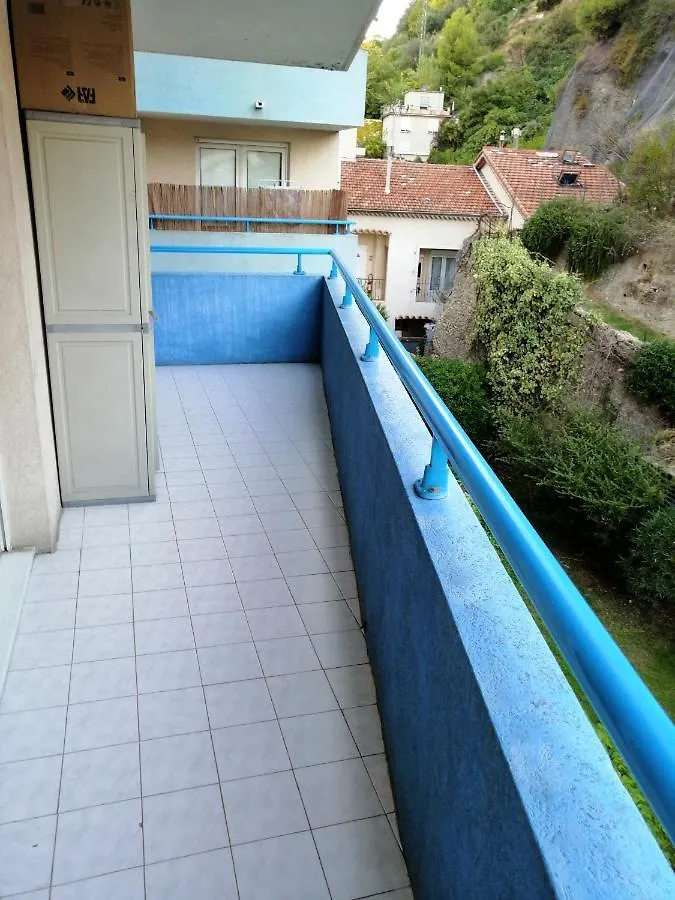 Appartement Appart F1 entier avec parking securisé à Nice
